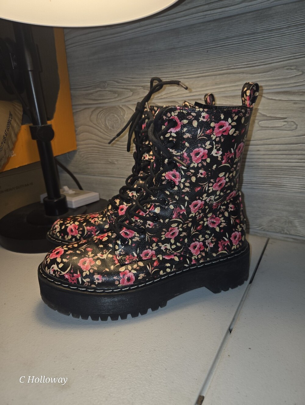 Unionbay Hayden Lug Sole Boots – Bold Black with Pink Flowers – Size 8M